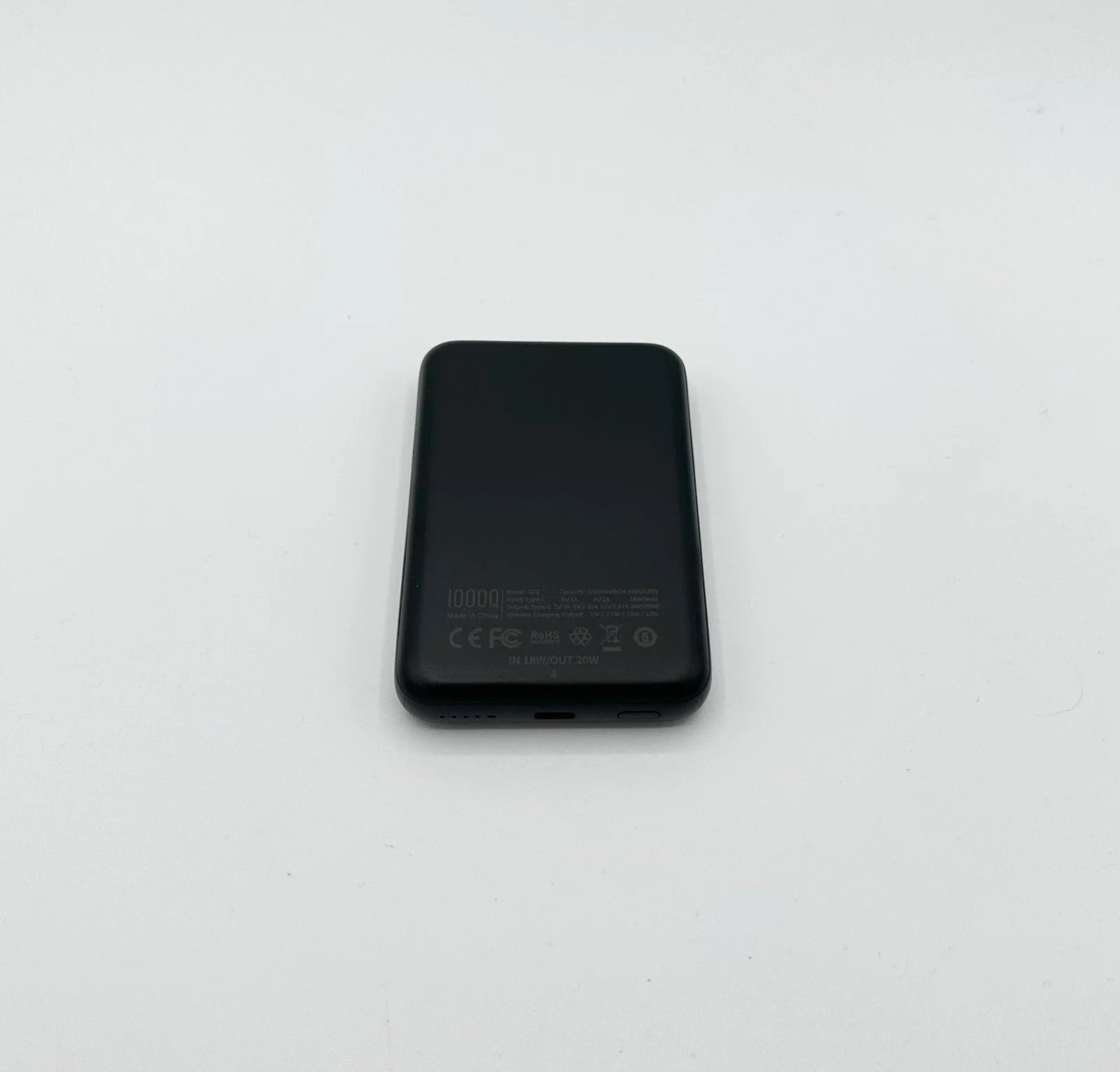 QECVEC Wireless MagSafe Power Bank Black