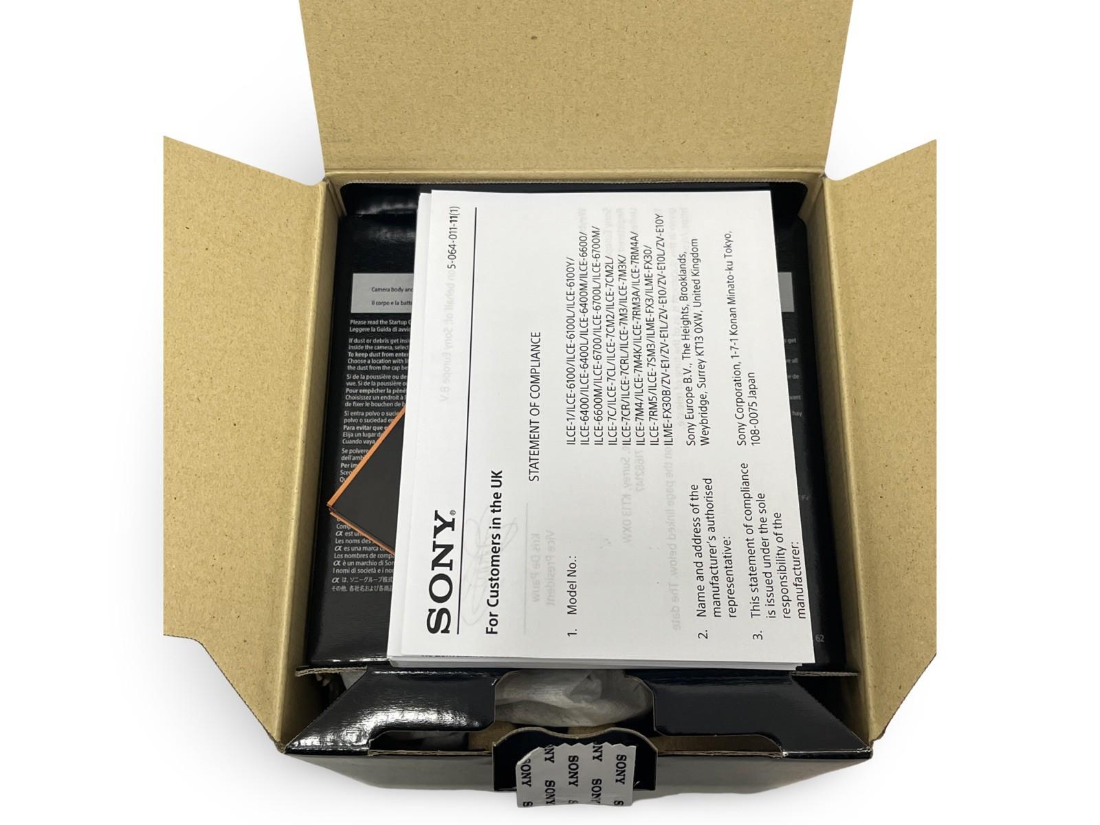 Sony A6700 with 16-50mm Zoom Lens Kit